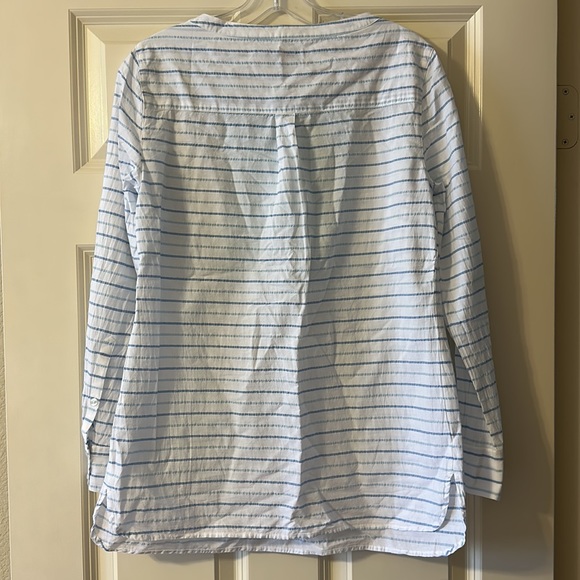 Vineyard Vines long sleeve blouse - Picture 4 of 4